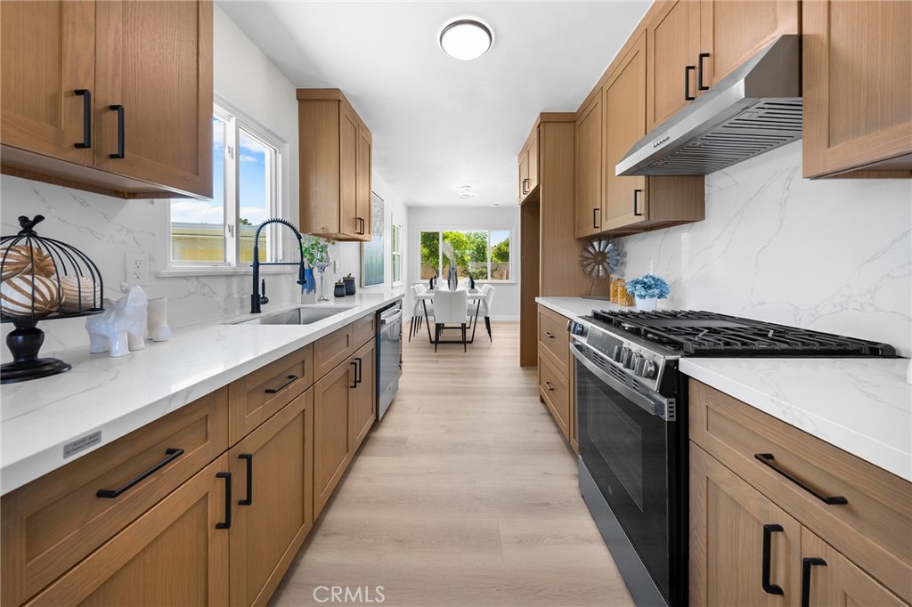 1244 S Leland Avenue