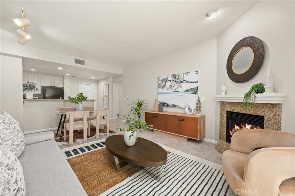 150 S Hudson Avenue 311