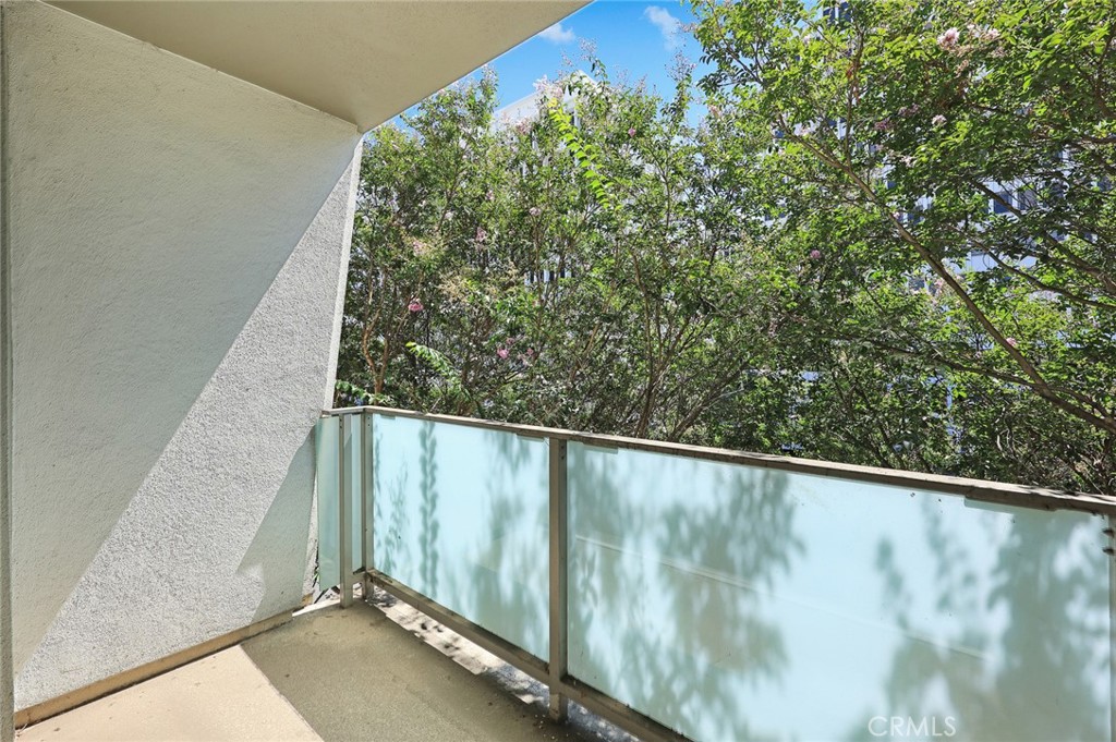 150 S Hudson Avenue 311