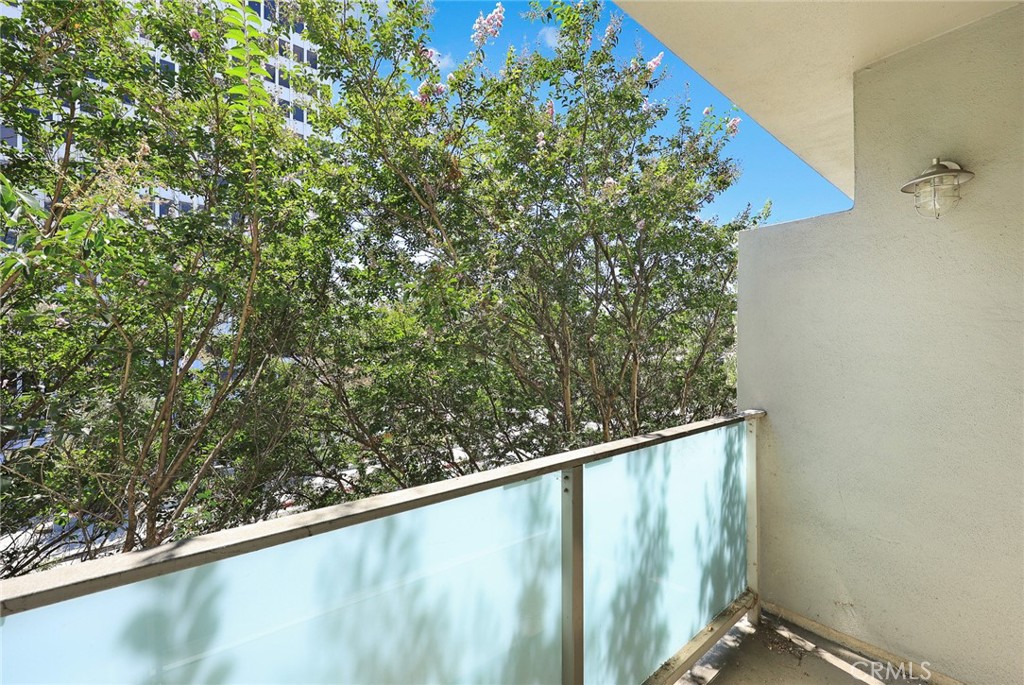 150 S Hudson Avenue 311
