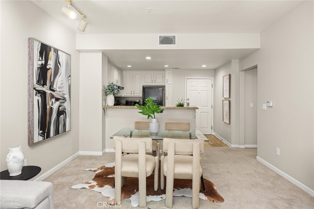 150 S Hudson Avenue 311