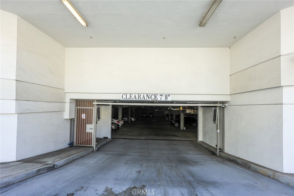 150 S Hudson Avenue 311