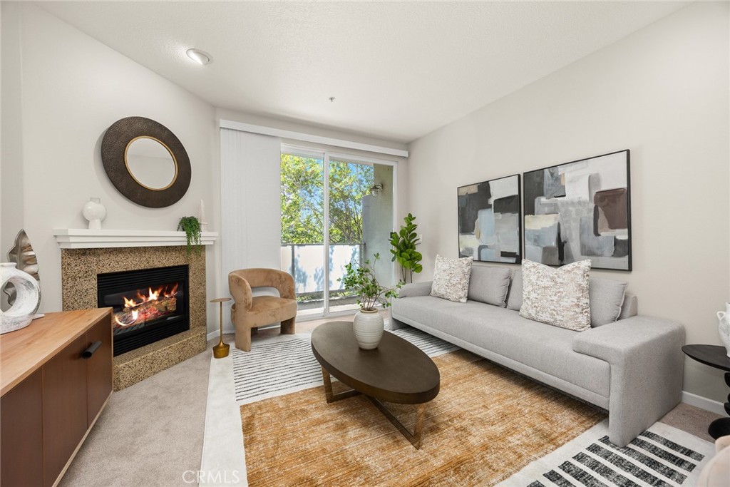 150 S Hudson Avenue 311