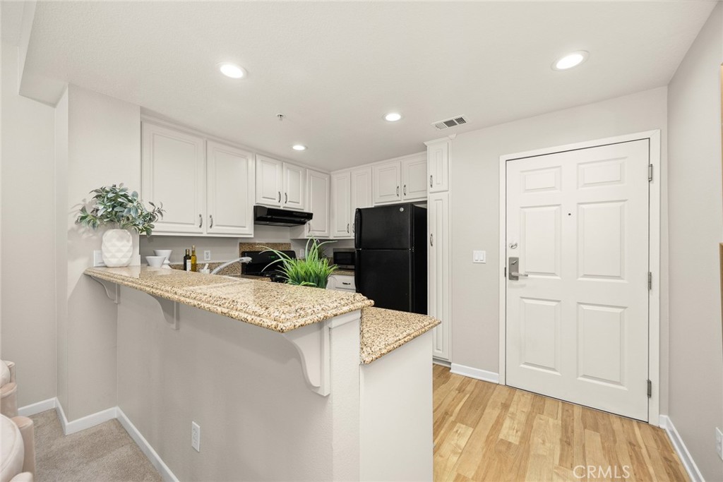 150 S Hudson Avenue 311