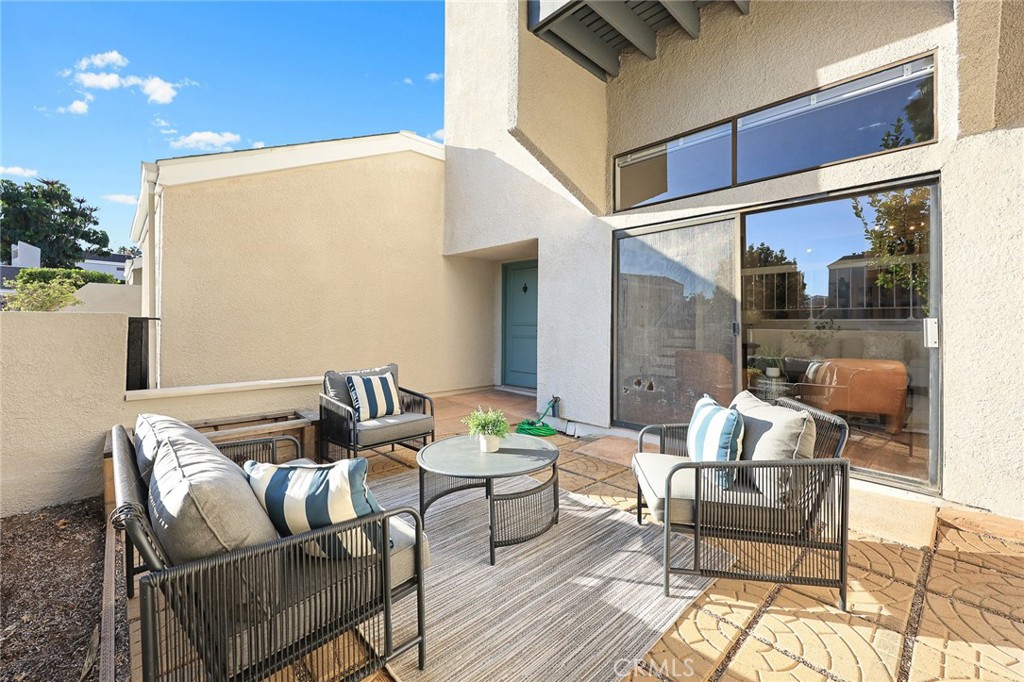 2950 Pembroke Court
