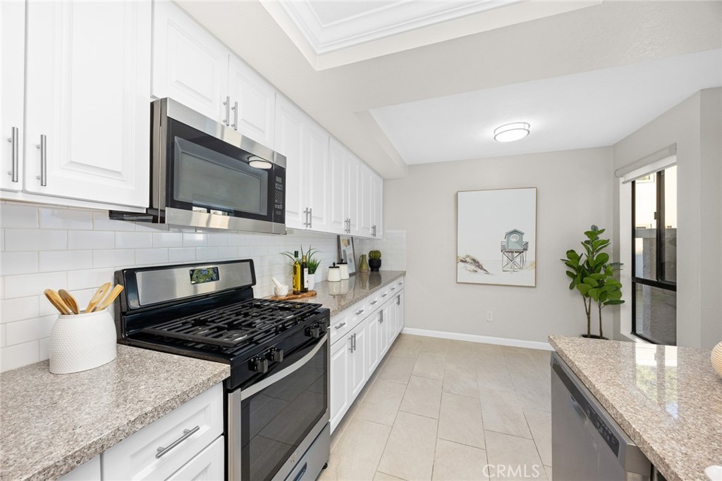 2950 Pembroke Court