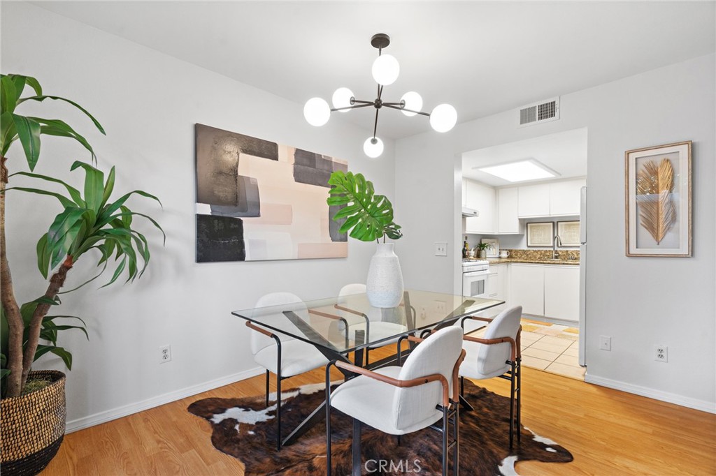 1522 S Baldwin Avenue 15