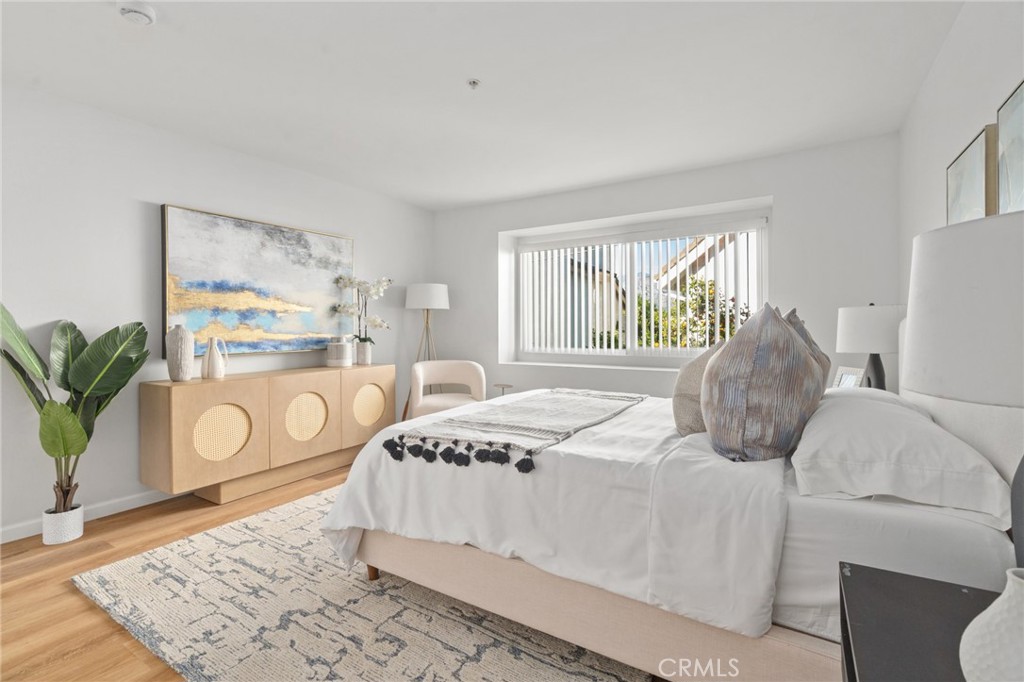 1522 S Baldwin Avenue 15