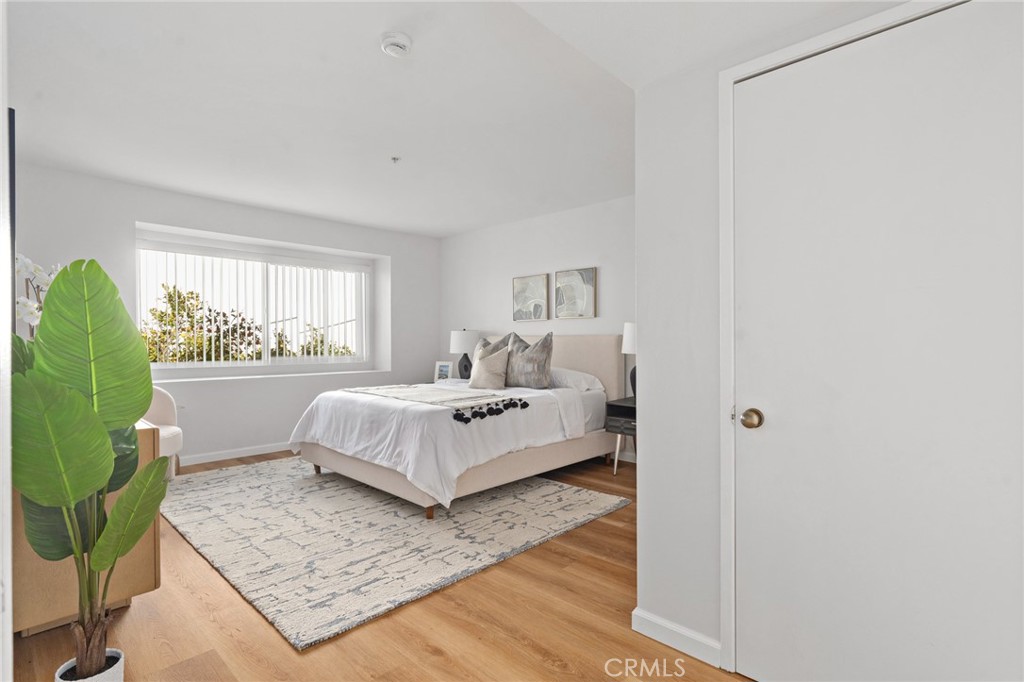 1522 S Baldwin Avenue 15