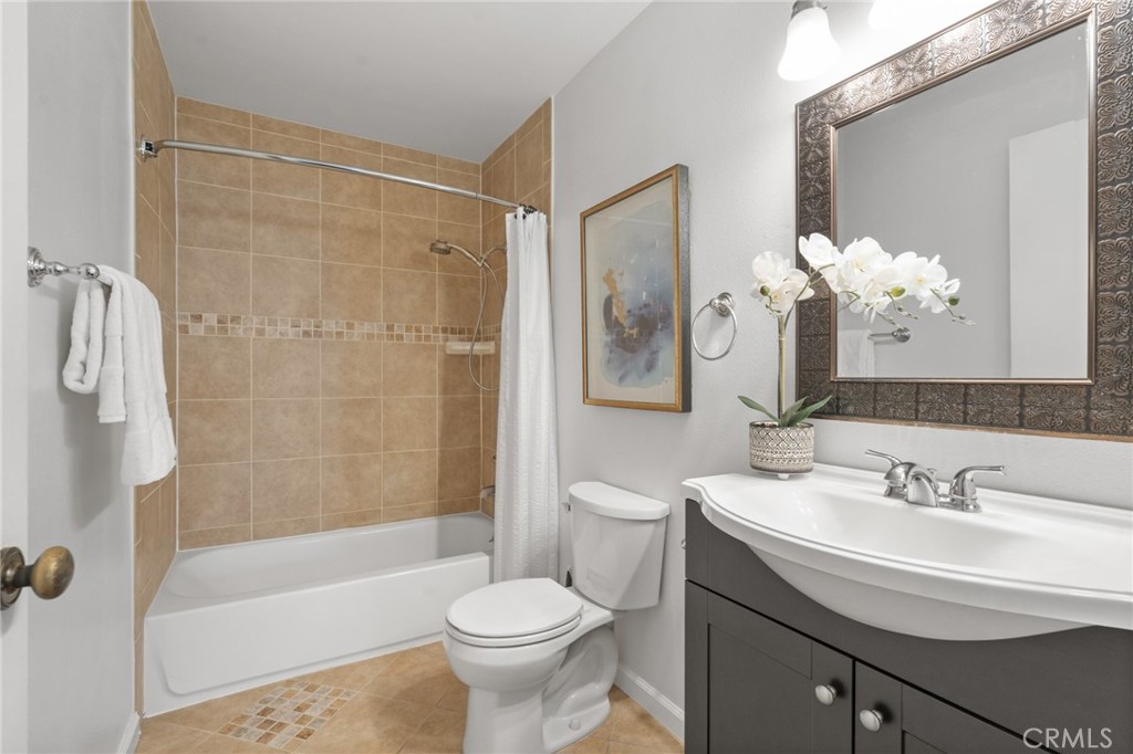 1522 S Baldwin Avenue 15