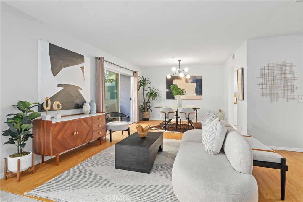 1522 S Baldwin Avenue 15