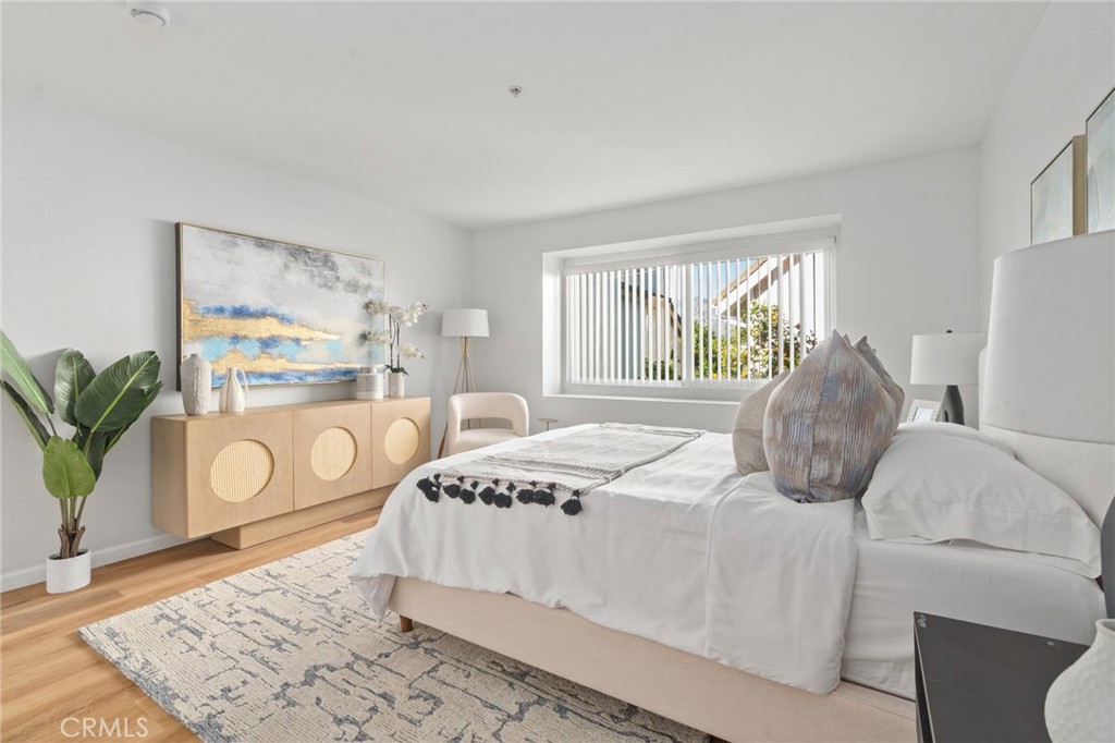 1522 S Baldwin Avenue 15