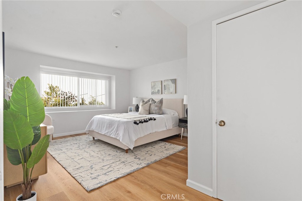 1522 S Baldwin Avenue 15