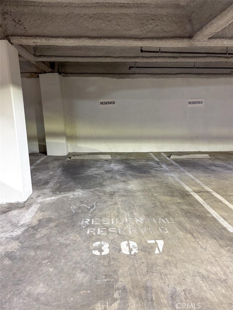 175 S Lake Avenue 307