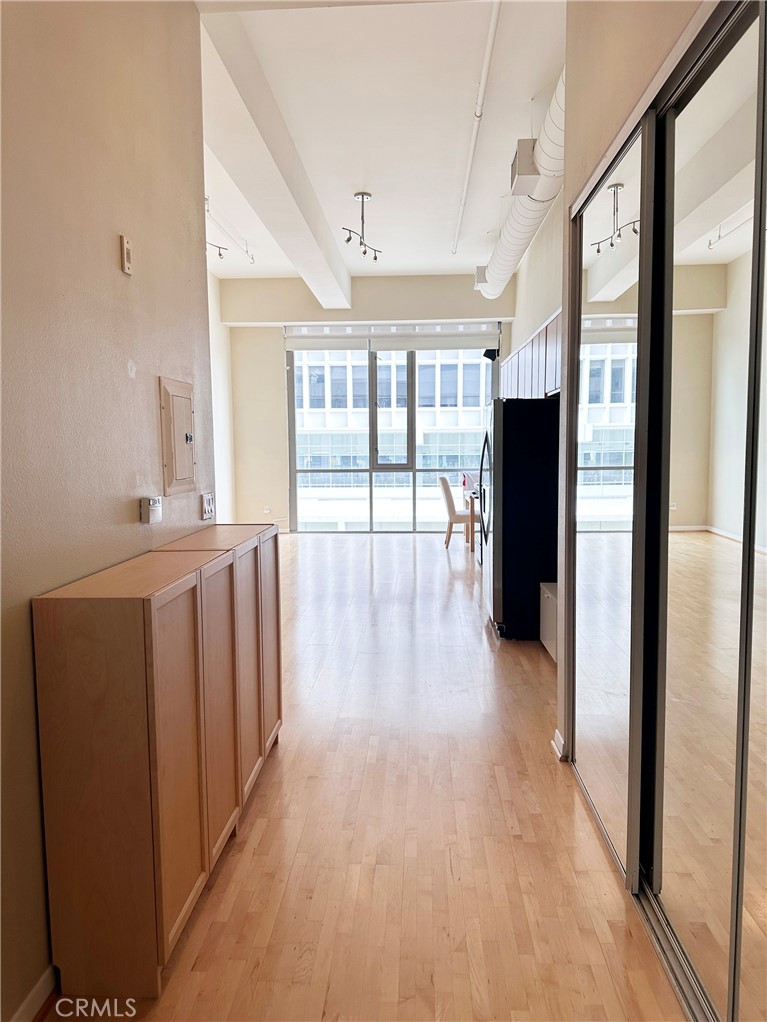 175 S Lake Avenue 307