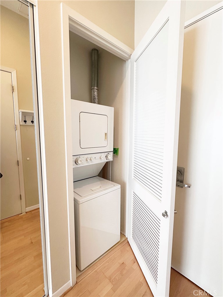 175 S Lake Avenue 307