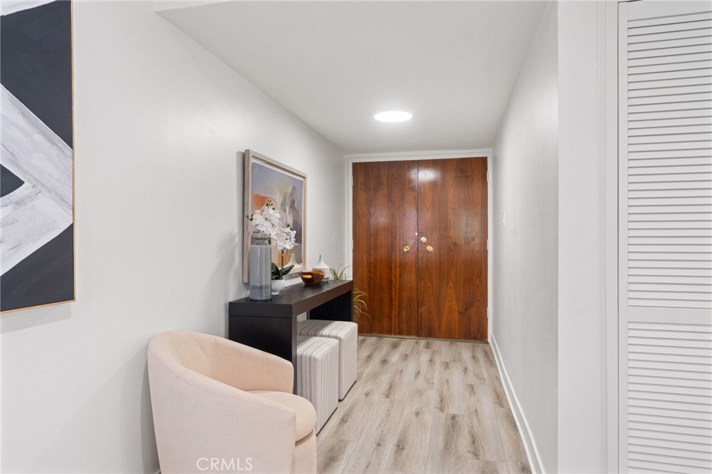 400 S Los Robles Avenue 209