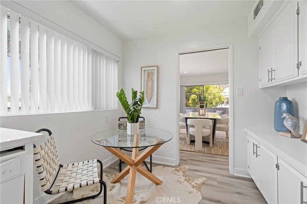 400 S Los Robles Avenue 209