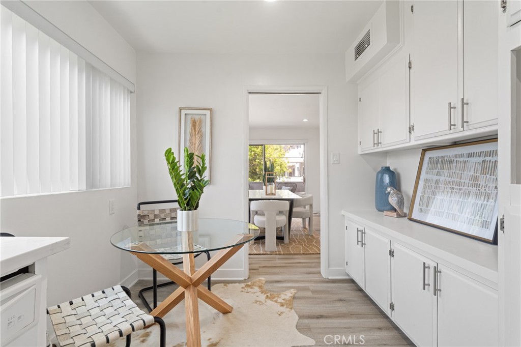400 S Los Robles Avenue 209