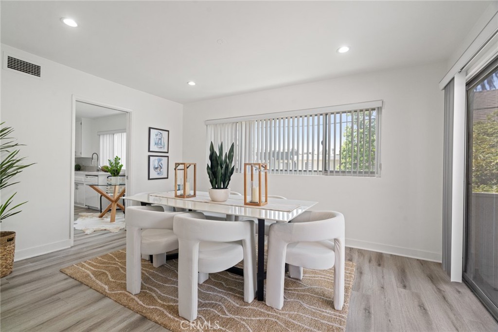 400 S Los Robles Avenue 209