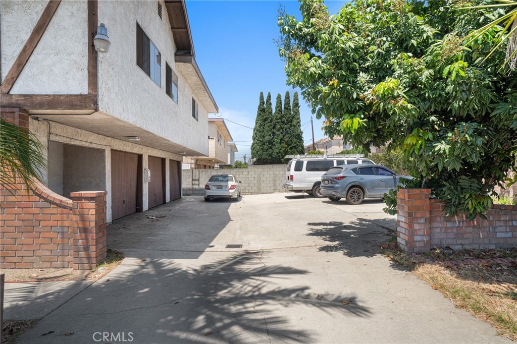 155 E Emerson Avenue