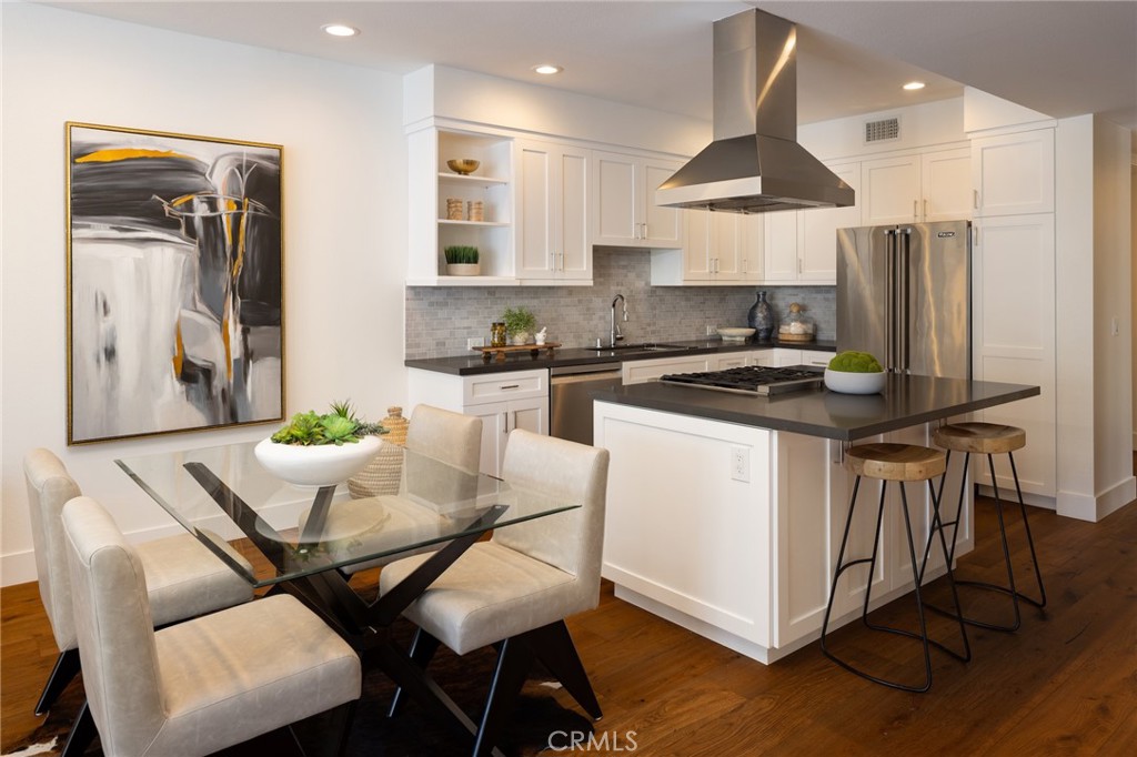 111 S De Lacey Avenue 417