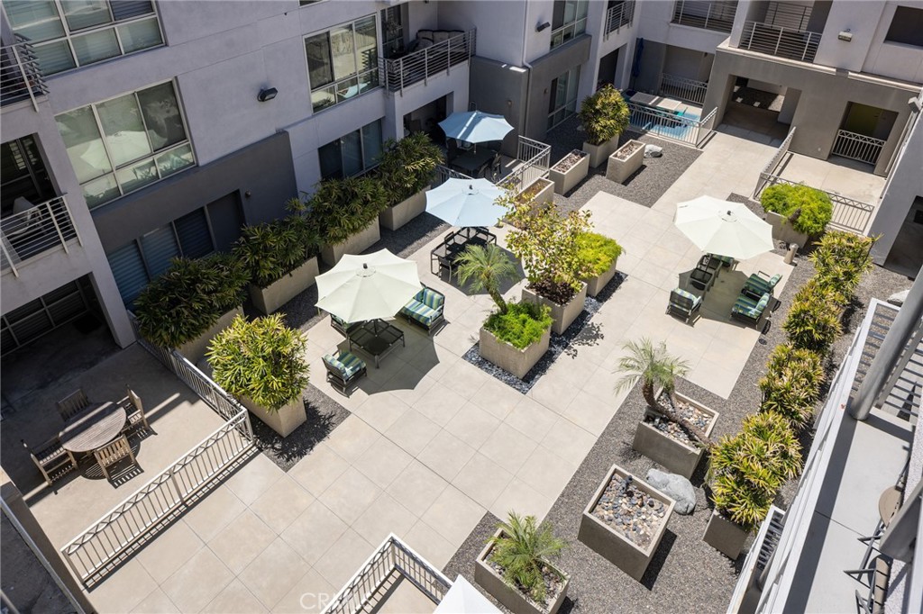 111 S De Lacey Avenue 417