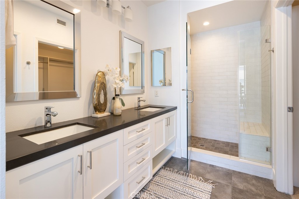 111 S De Lacey Avenue 417