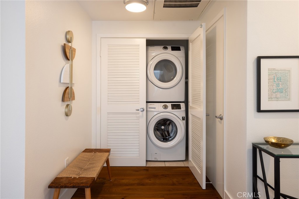 111 S De Lacey Avenue 417