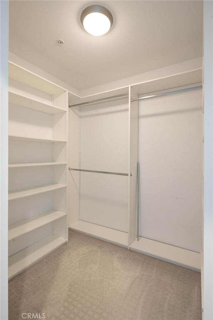 111 S De Lacey Avenue 417