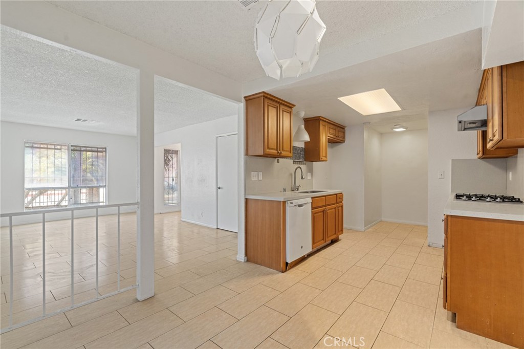155 E Emerson Avenue