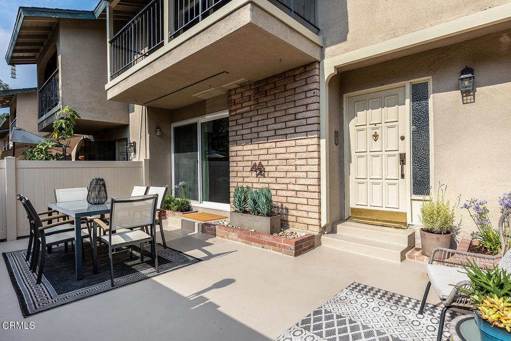 2453 Loma Vista Street