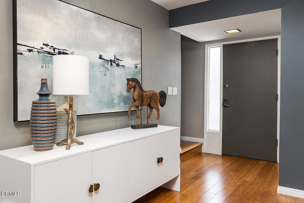 2453 Loma Vista Street