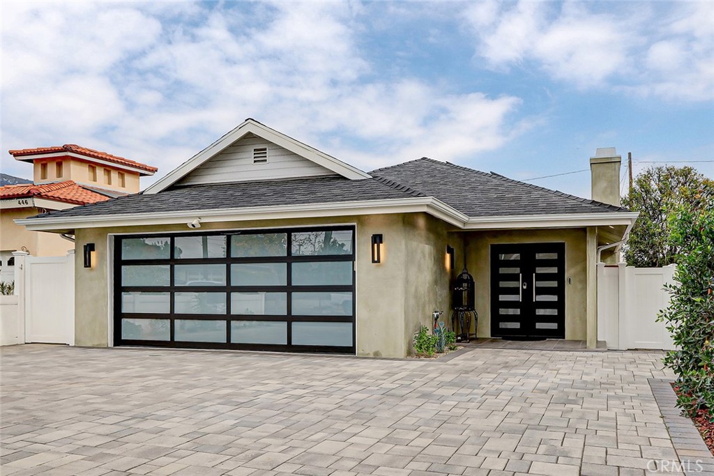 438 Vineyard Place