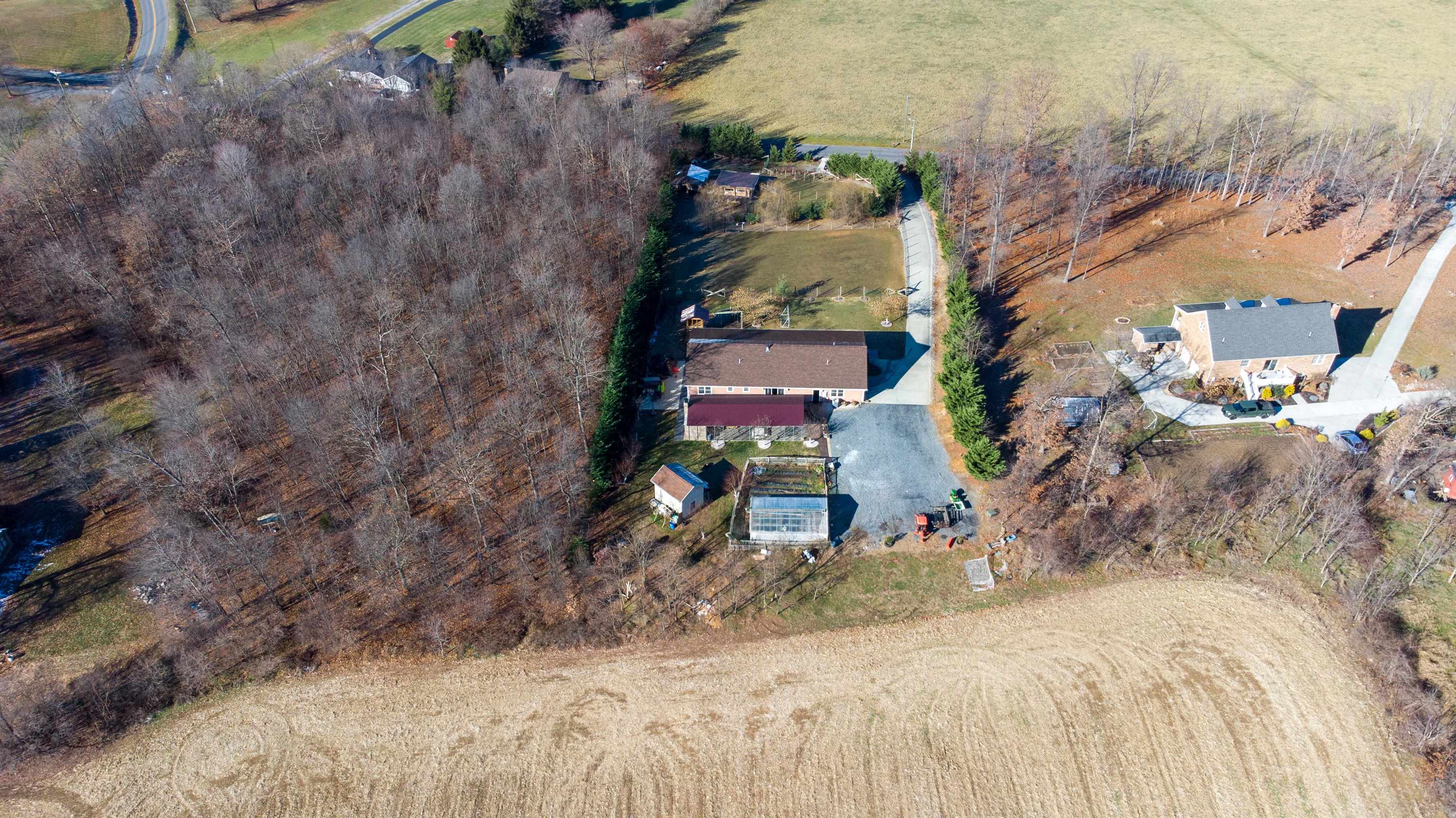 5916 BEARD WOODS LN