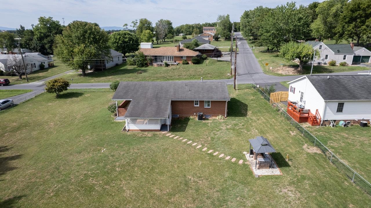 43 VERONA COURT BLVD