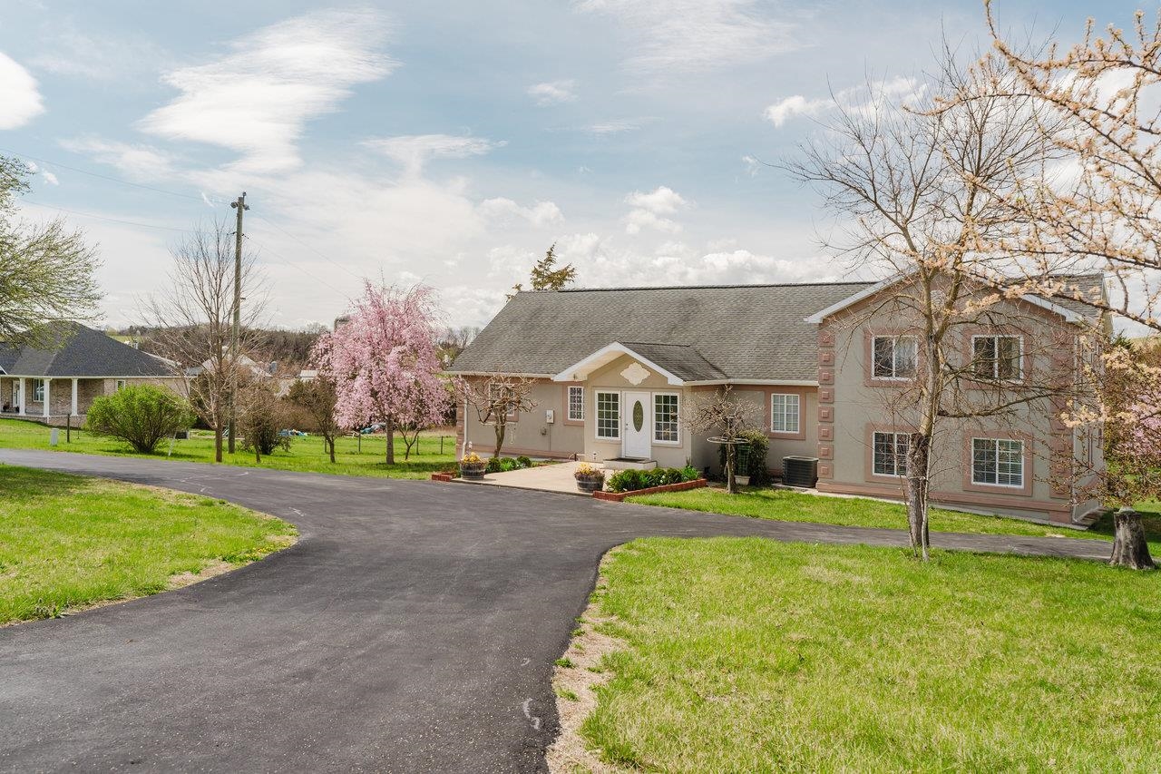 1792 FADLEY RD