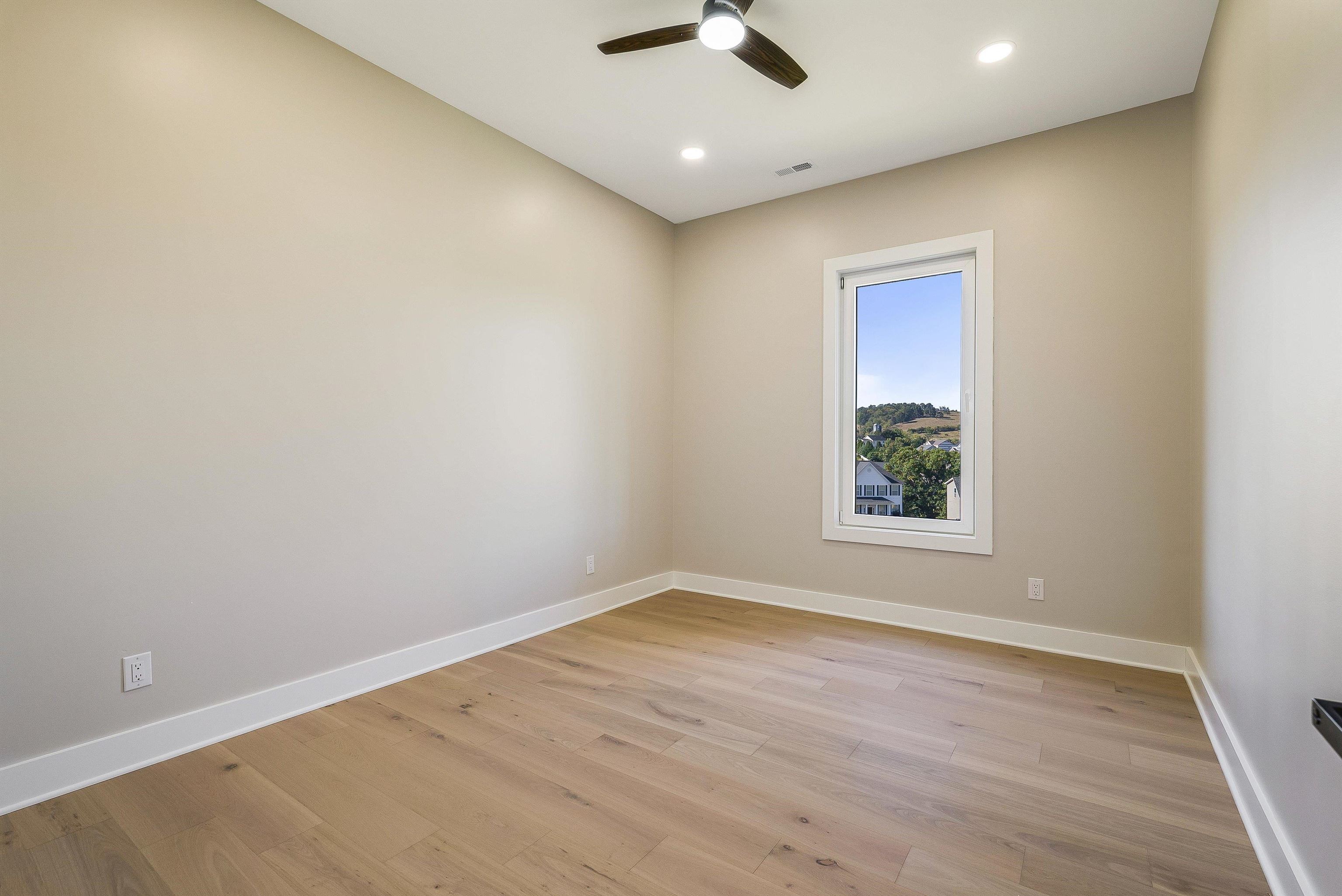 465 RACHEL DR