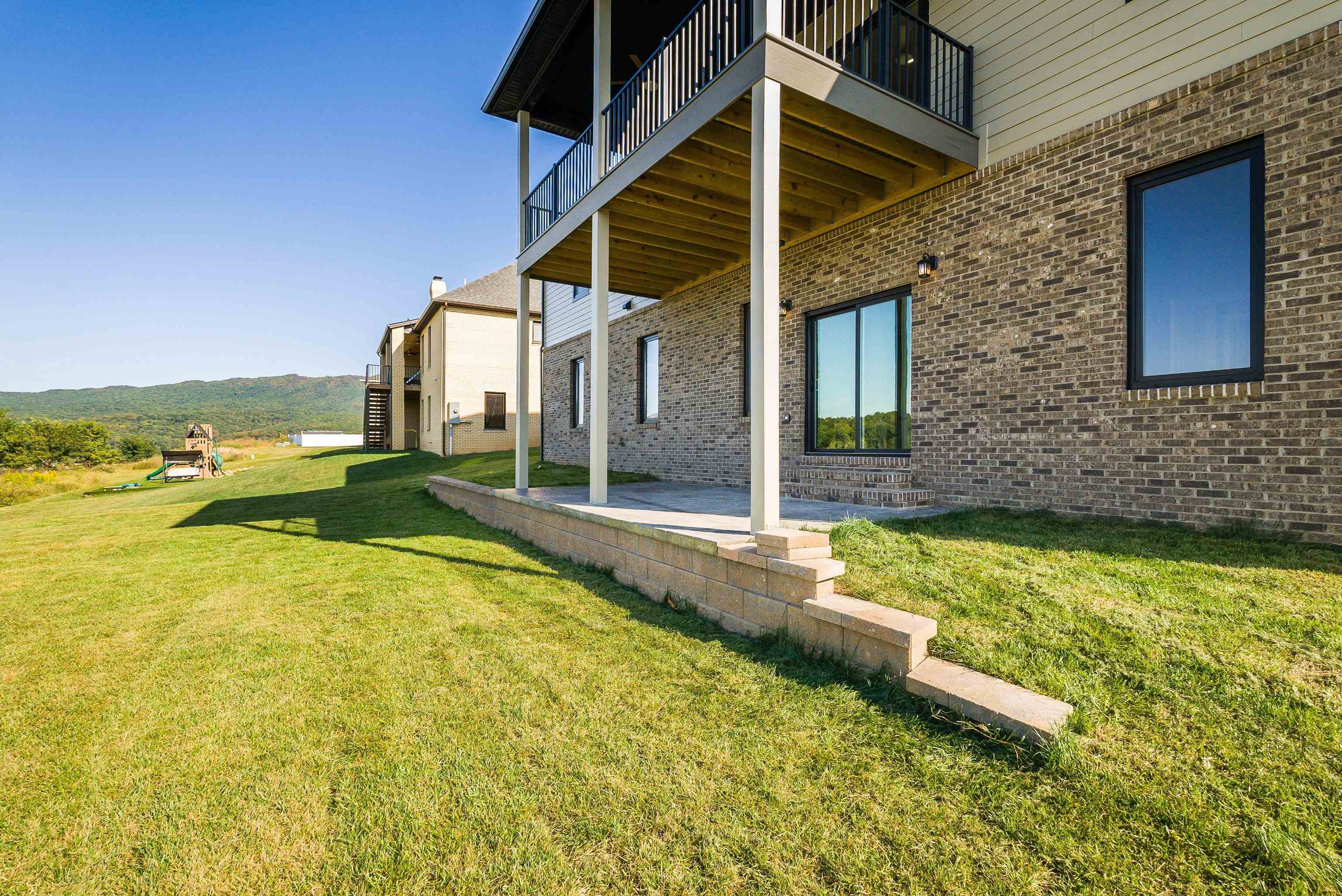 465 RACHEL DR