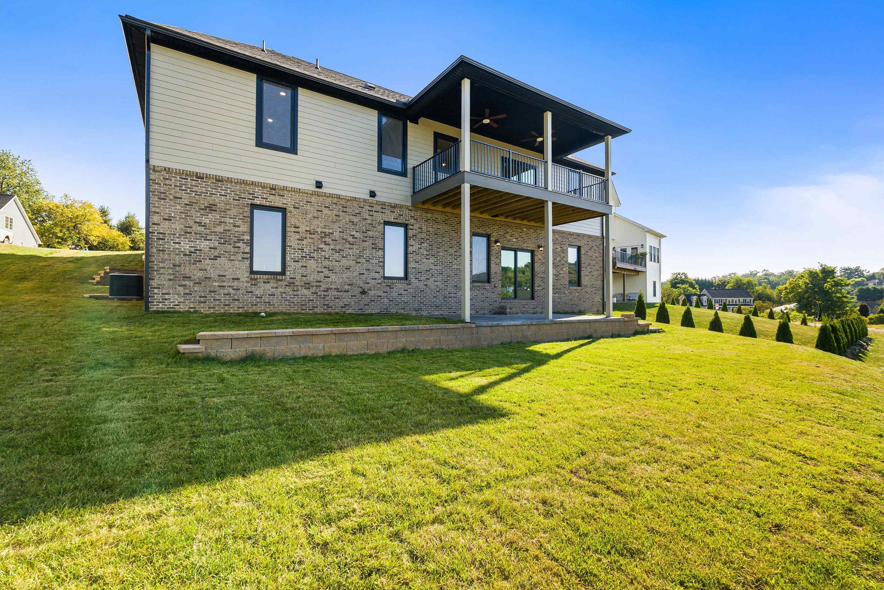 465 RACHEL DR