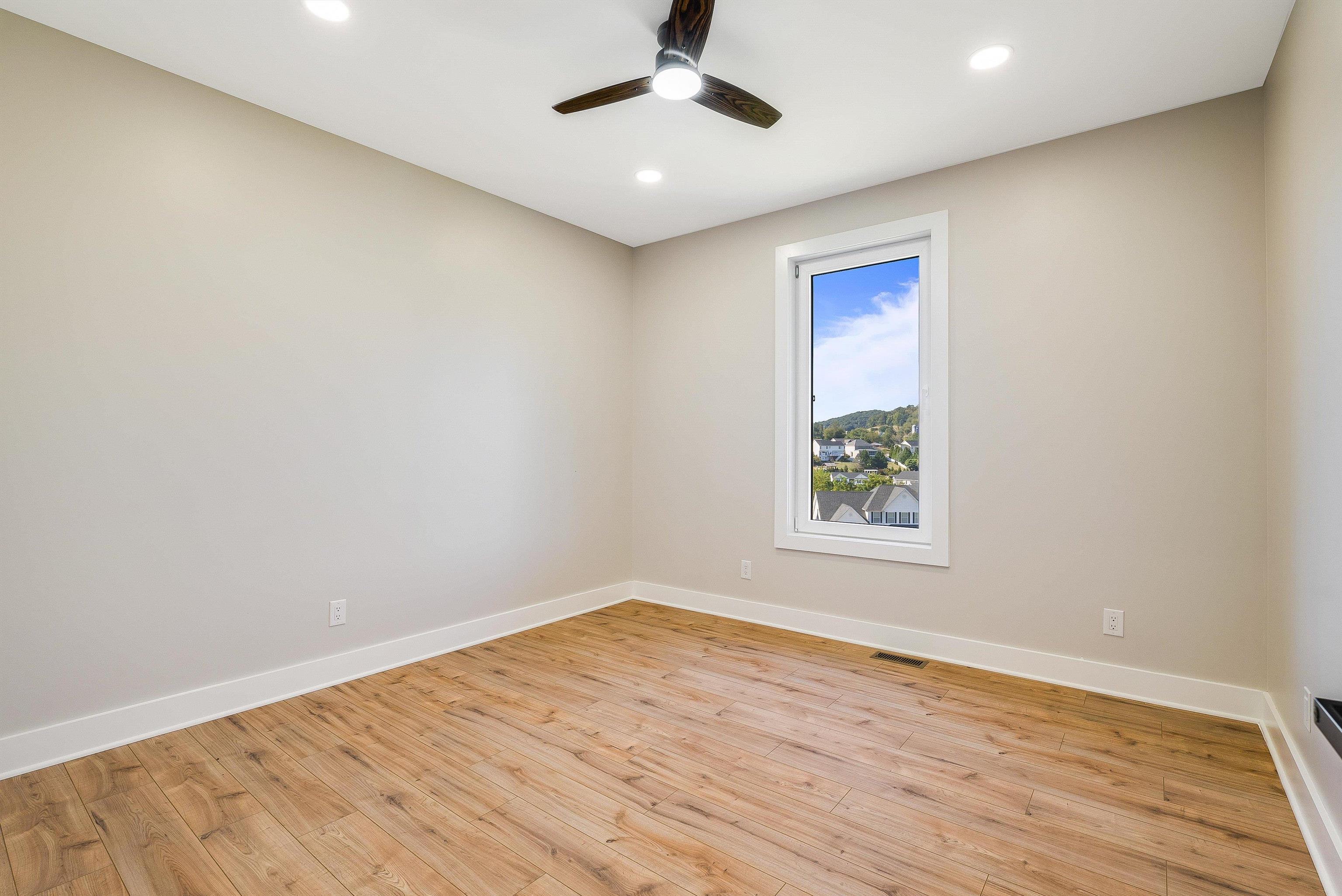 465 RACHEL DR