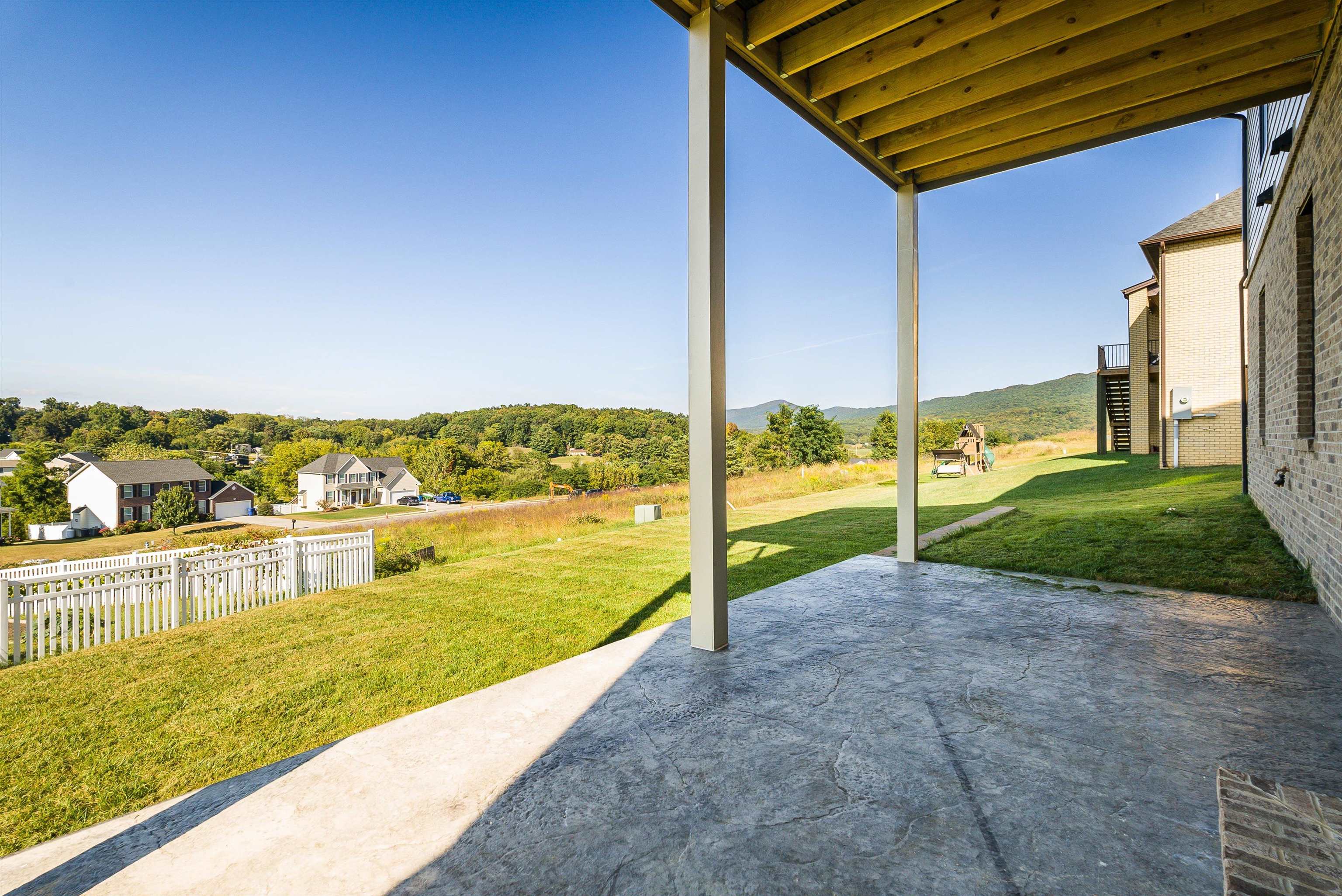 465 RACHEL DR