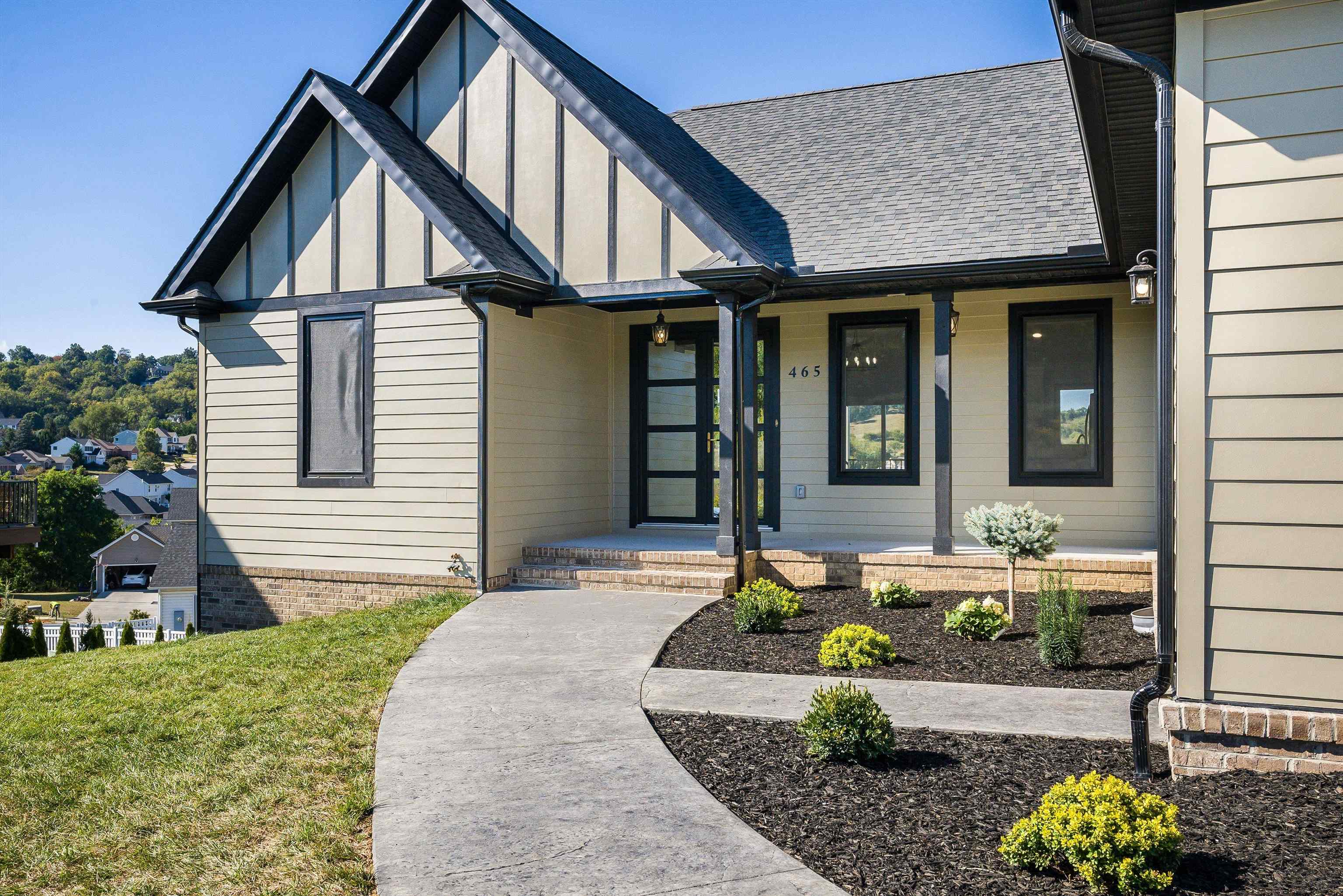 465 RACHEL DR