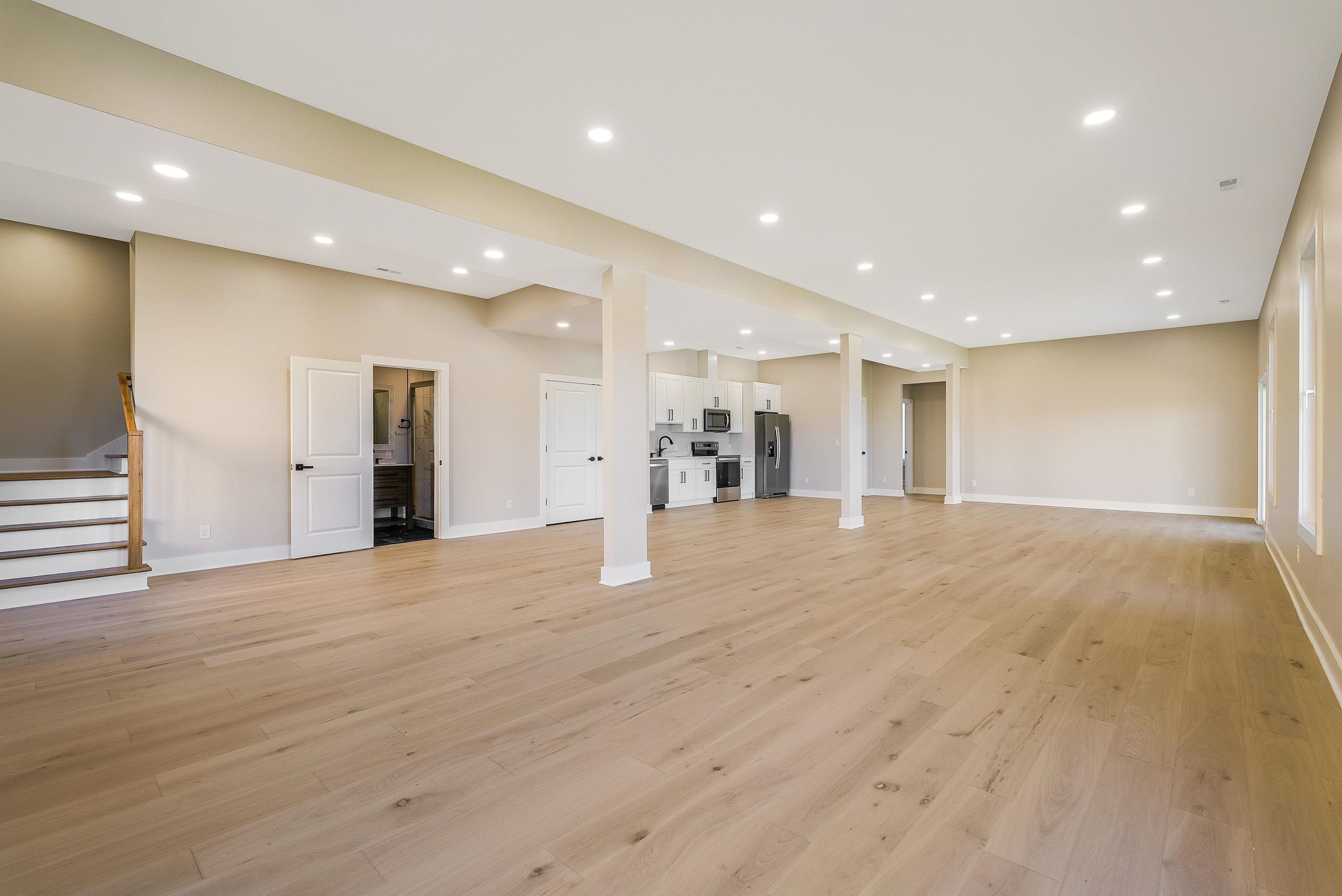 465 RACHEL DR