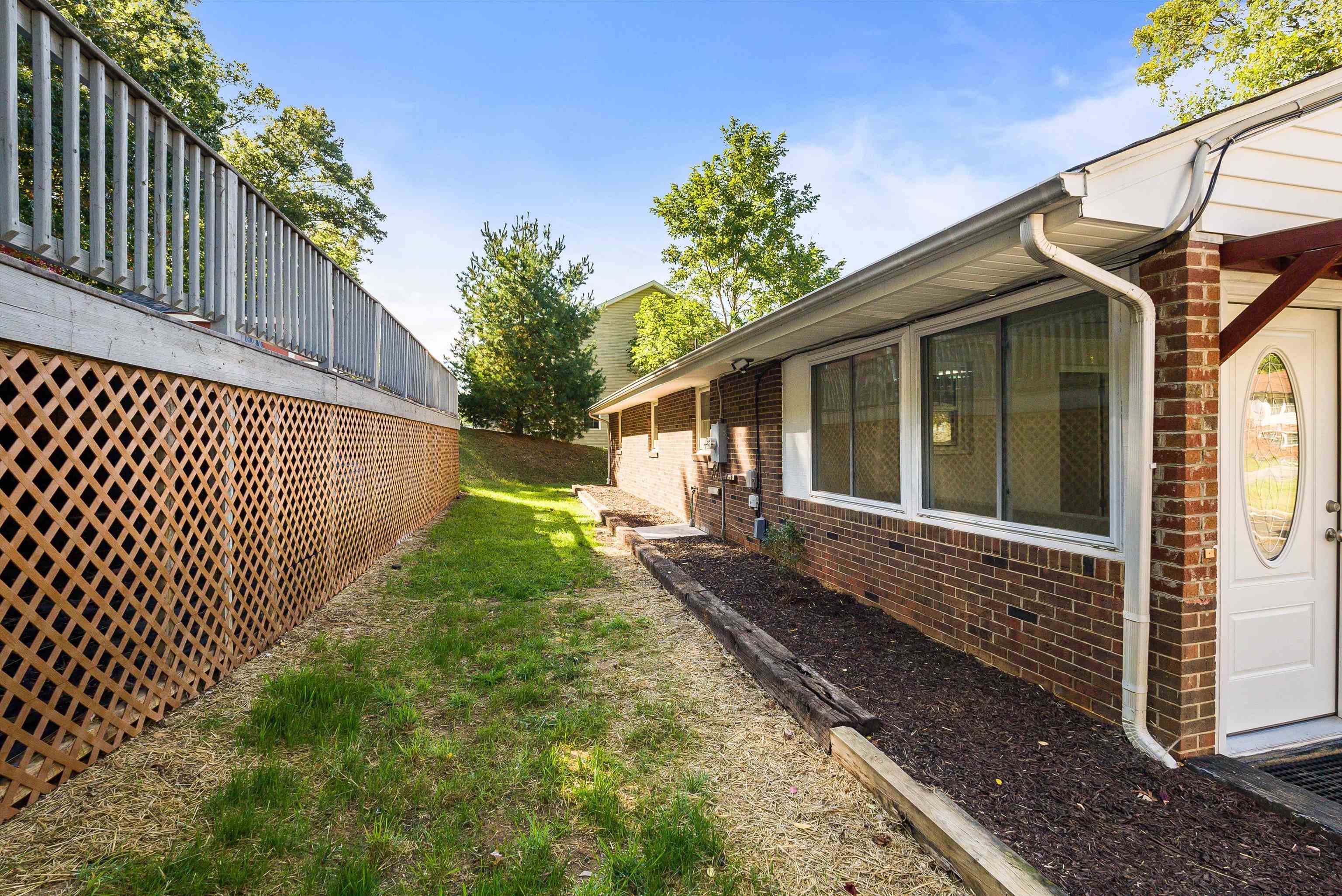 1775 SHUTTERLEE MILL RD