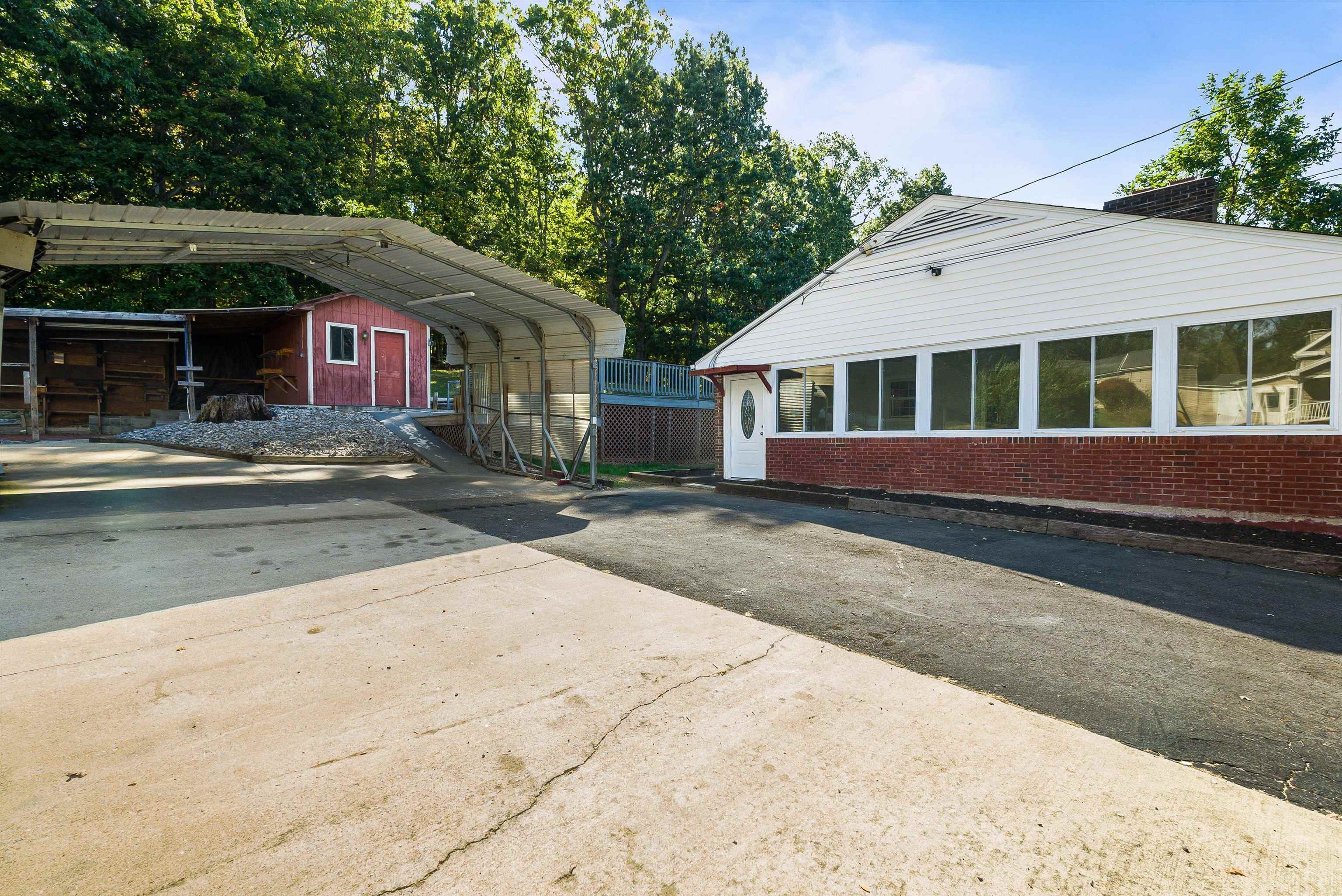 1775 SHUTTERLEE MILL RD