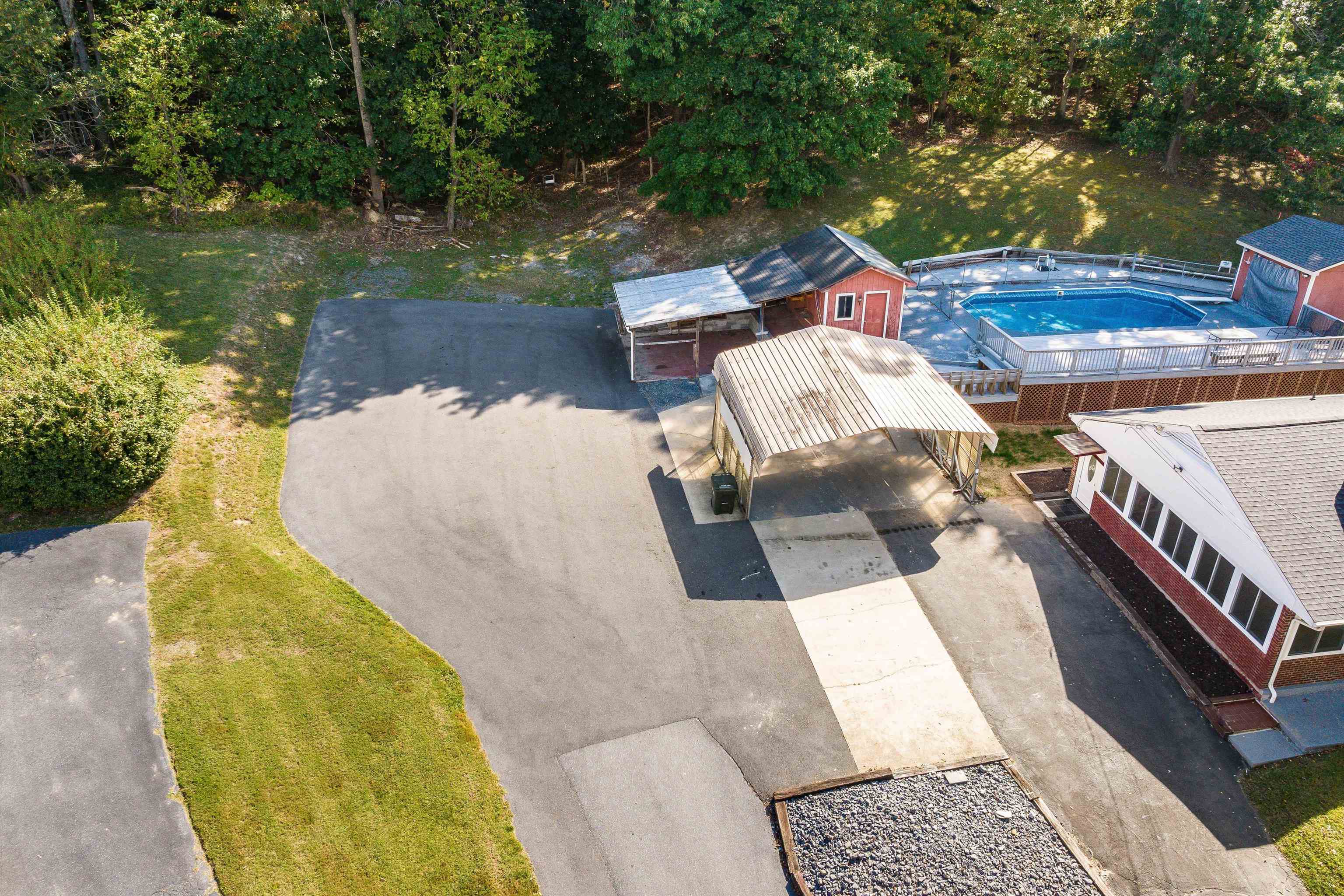 1775 SHUTTERLEE MILL RD