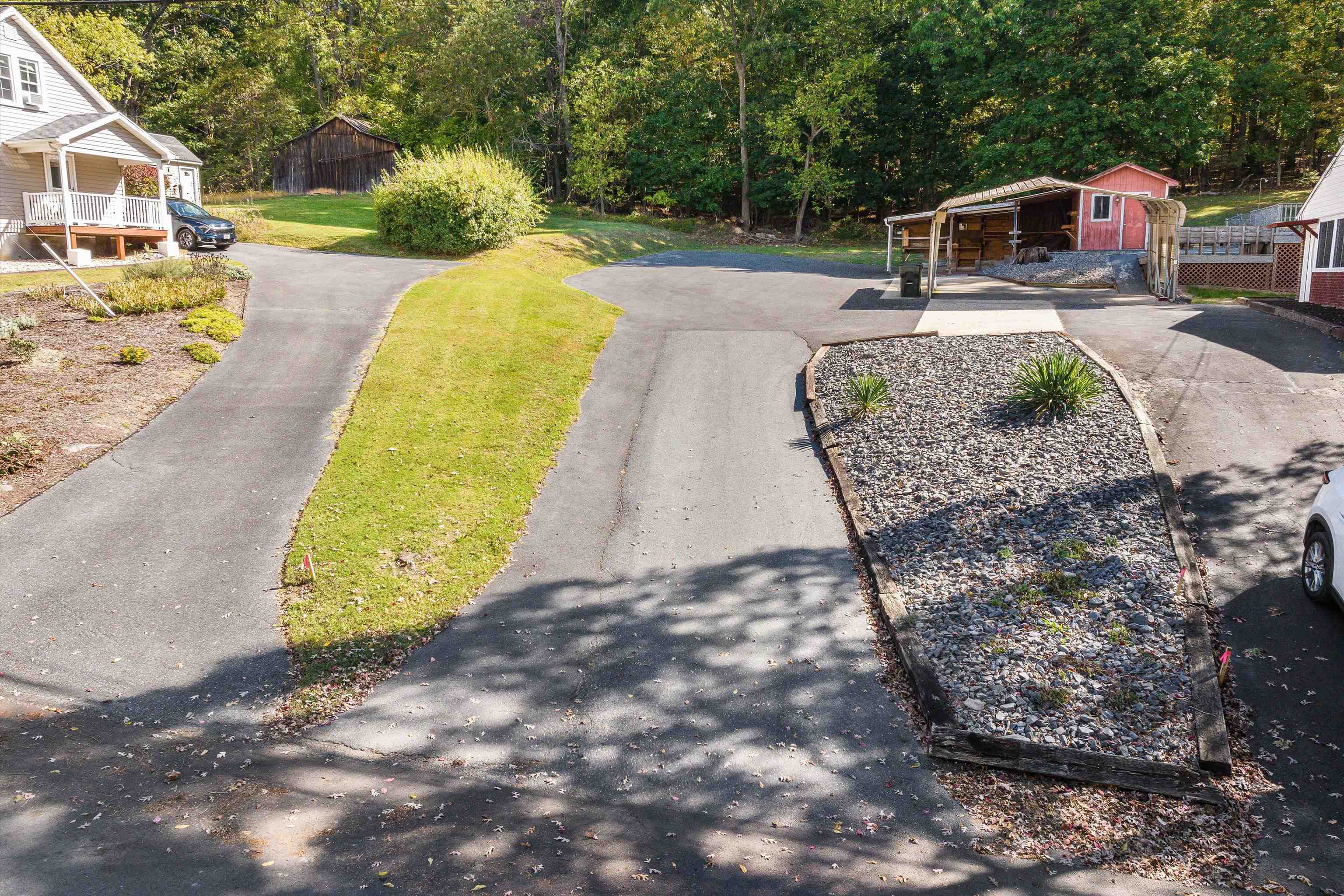 1775 SHUTTERLEE MILL RD