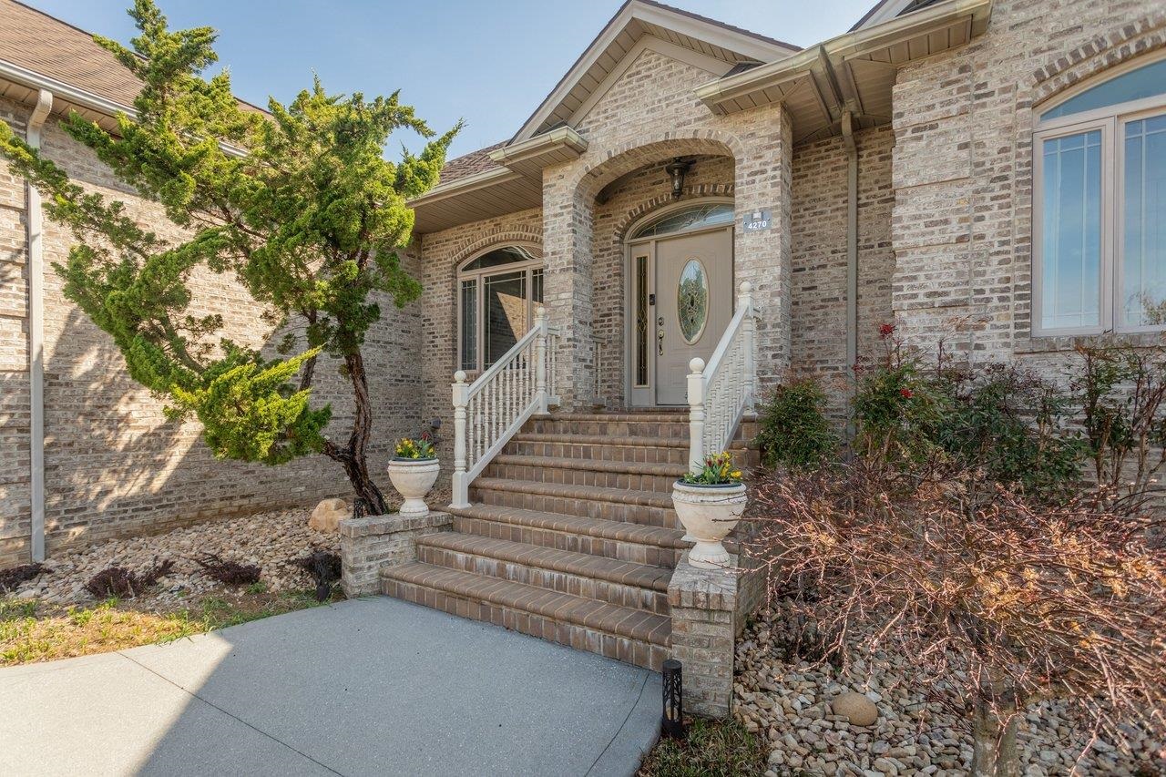 4270 AJAX CT