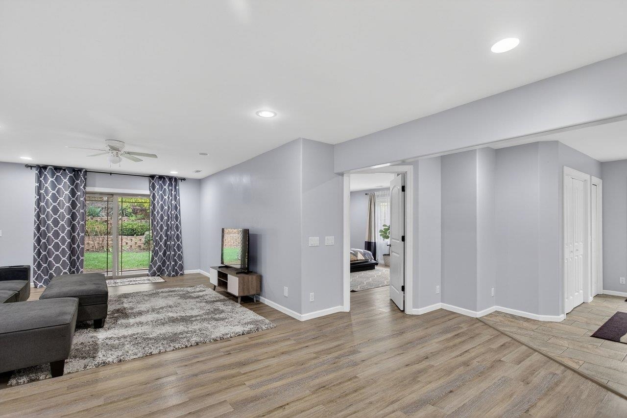 4270 AJAX CT